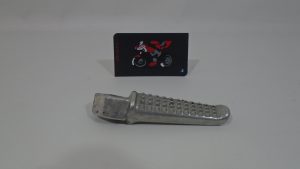 ESTRIBO TRASERO DERECHO HONDA CBR 600F 2001-2007